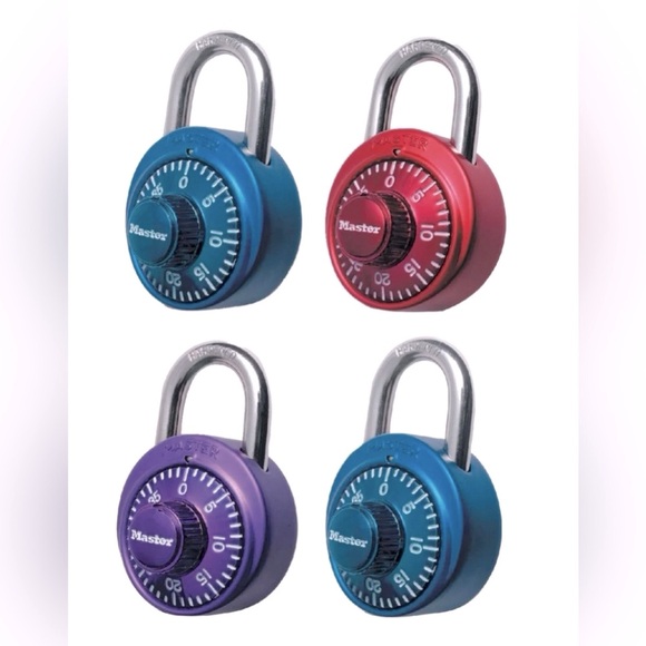 Master Lock Combination Padlock Set - Picture 1 of 6